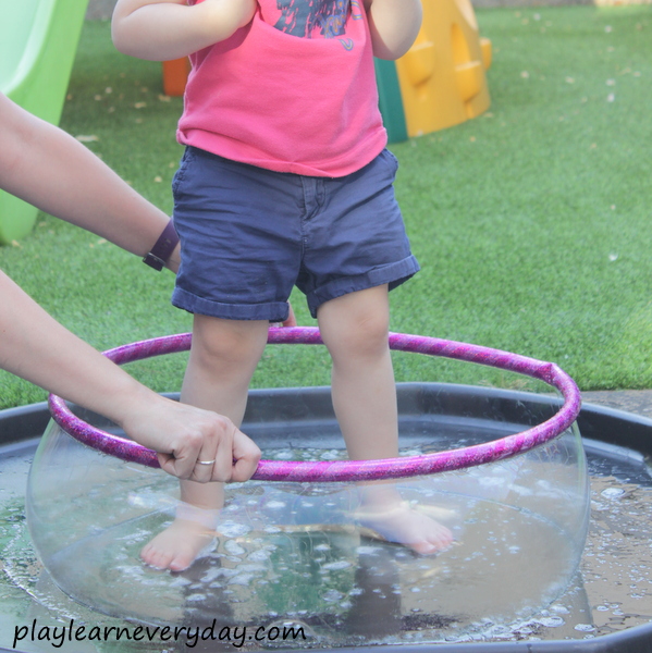 Making Huge Bubbles Play and Learn Every Day