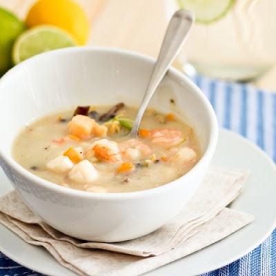 slow cooker creamy seafood chowder