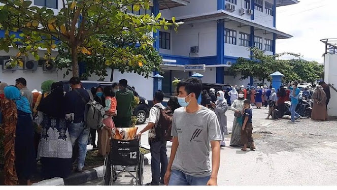 rsup m djamil padang kepanikan warga padang usai gempa terjadi, ini videonya