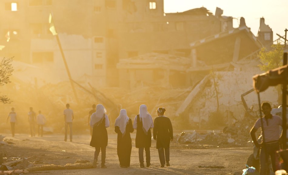 55 Stunning Photographs Of Girls Going To School In Different Countries - Gaza