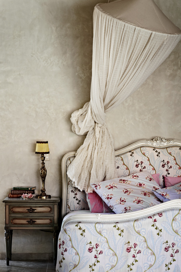 Romantic Bedroom - glamorous places