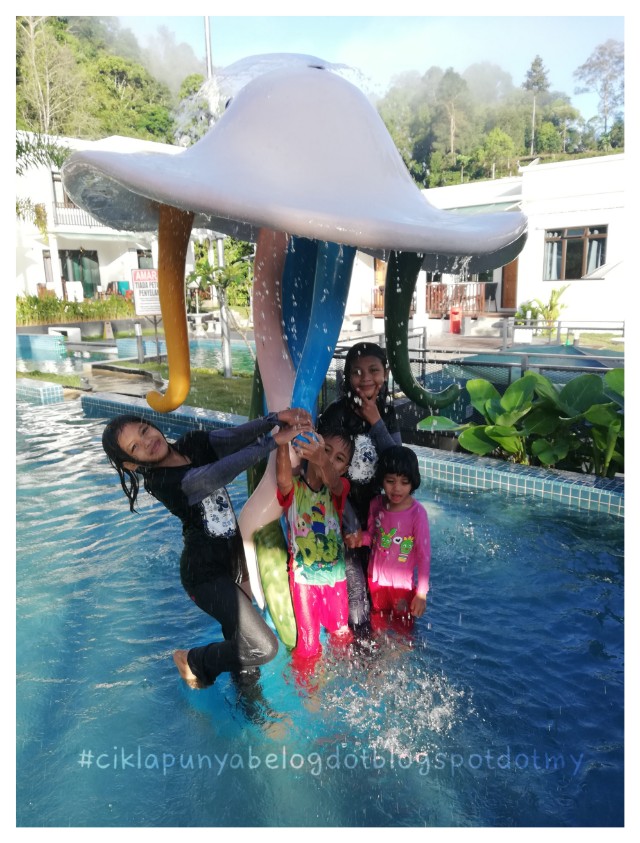 Hayati kehijauan alam di DEDAUN LANGAT RESORT, Hulu Langat. Hayati kehijauan alam di DEDAUN LANGAT RESORT, Hulu Langat.