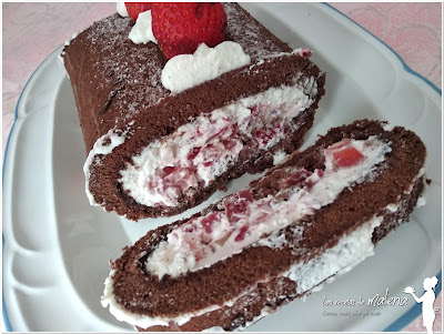 Tronco o brazo  de chocolate y fresas 