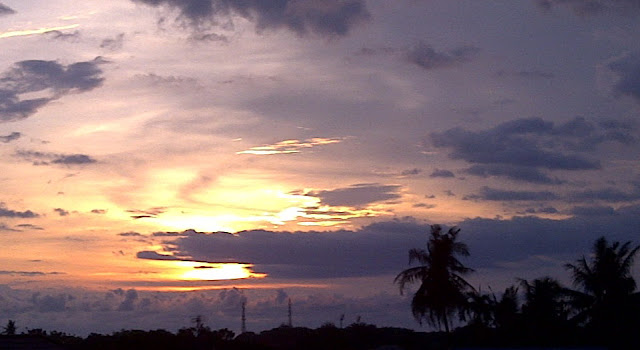  Lukisan  Pemandangan Langit  Sore Jelang Senja 1 