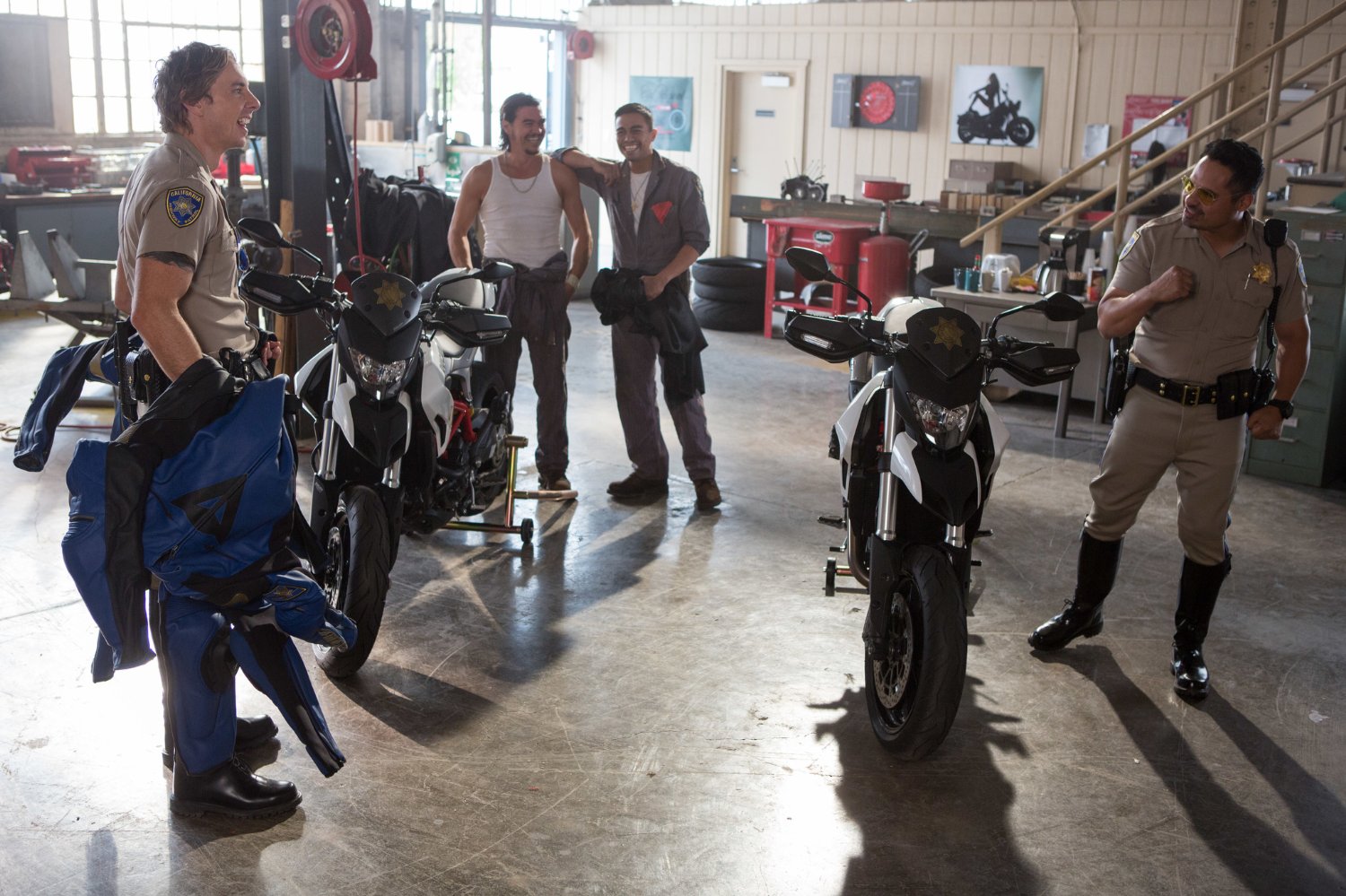 CHIPS Trailers, Clips, Featurette, Images and Posters The