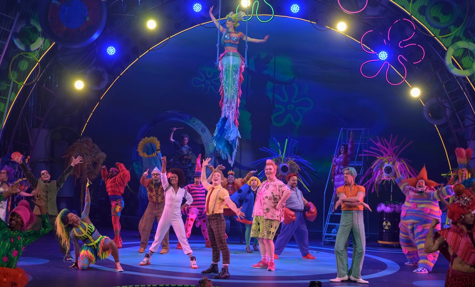 NickALive! The SpongeBob Musical Live on Stage! SingALong Sneak