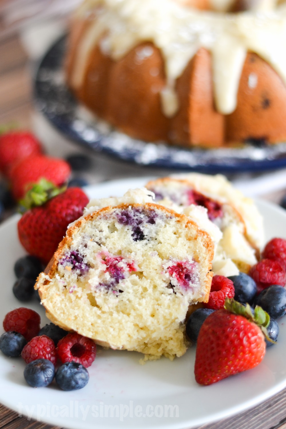 VERY BERRY BUNDT CAKE RECIPE Mom's Easy Recipe