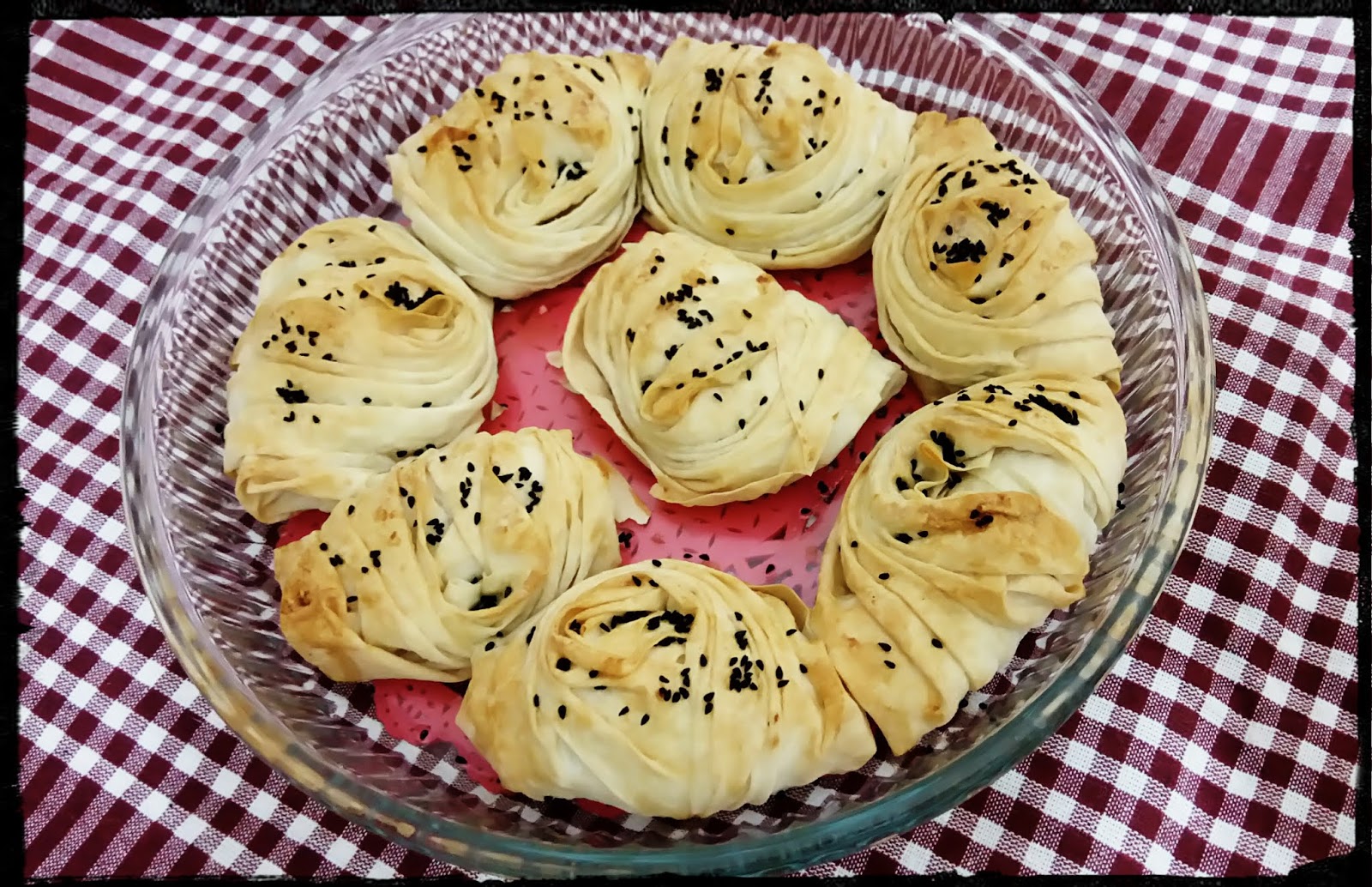 MİDYE BÖREK TARİFİM (ÇITIR ÇITIR BÖREK)