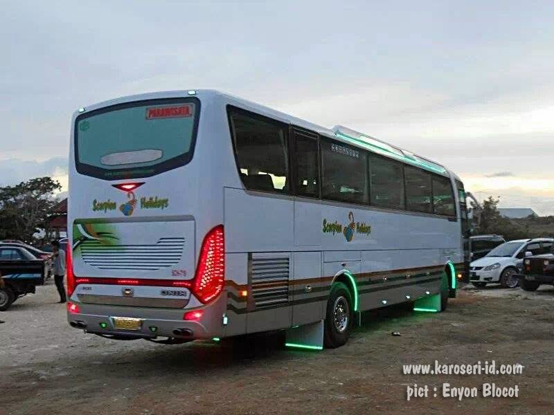 Bus Merpati Bali Premium Eksterior