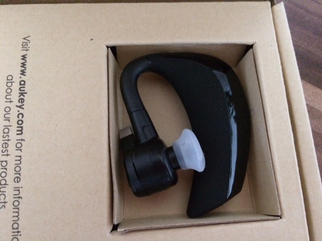 Mona's Blog: Aukey® Bluetooth Headset Bluetooth 4.0 Kopfhörer Ohrhörer