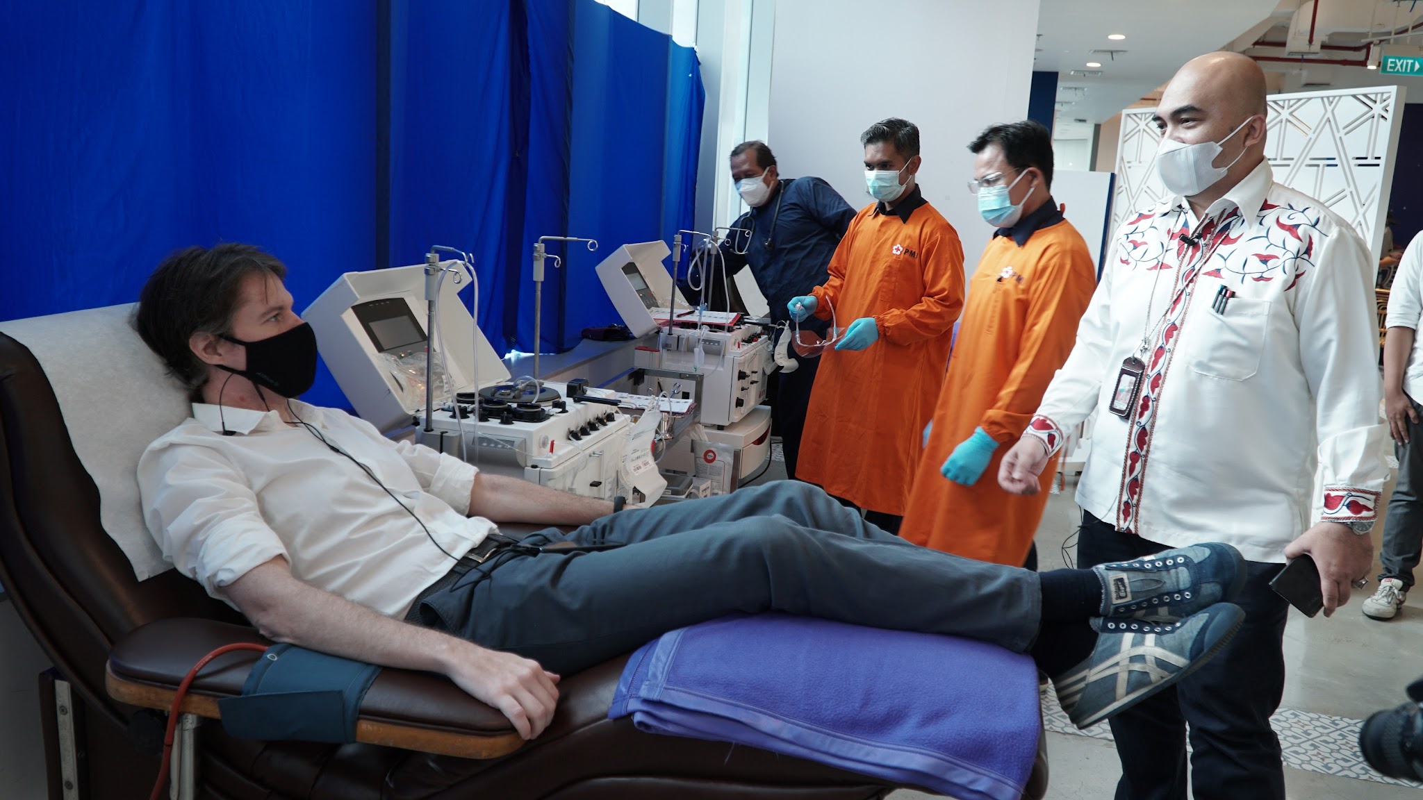 Karyawan XL Axiata Ikuti Donor Plasma Konvalesen, Bantu Pasien Covid-19