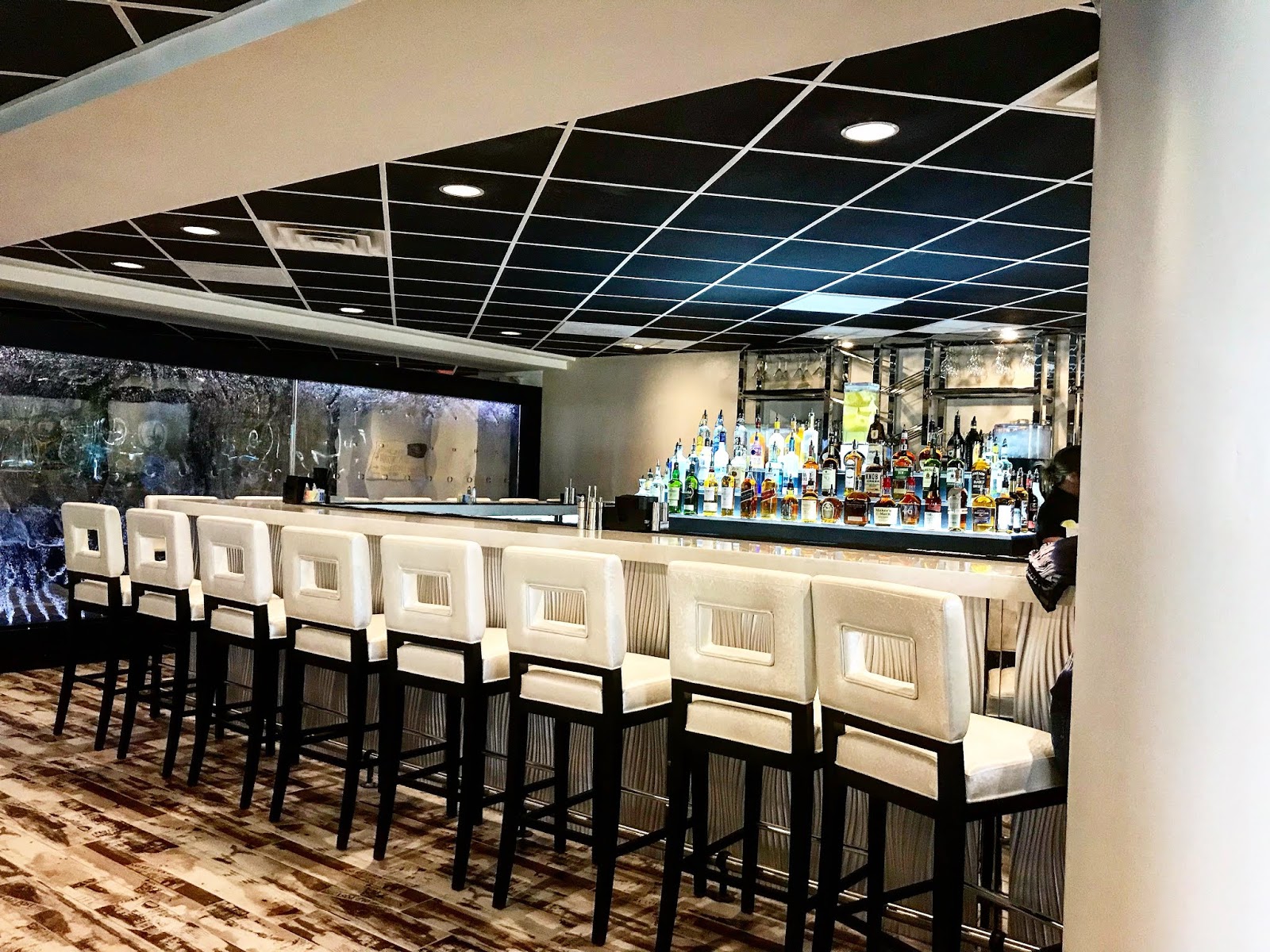 Health Benefits of Drinking Wine & Our Wine List