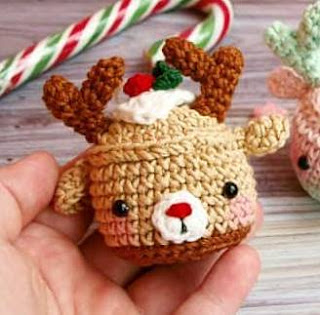 PATRON GRATIS BOLA DE NAVIDAD RENO AMIGURUMI 47966 🦌