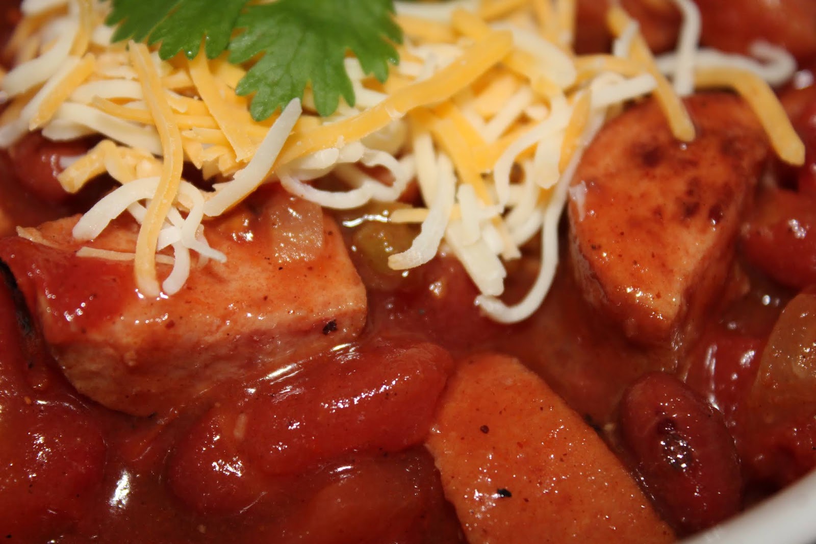 Living on Cloud Nine CHUNKY CROCKPOT TURKEY SAUSAGE CHILI