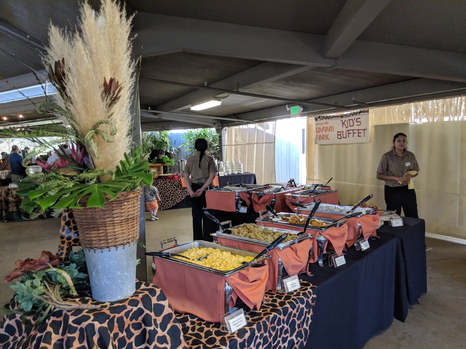 Enjoy a fine dining Thanksgiving feast at the San Diego Zoo or San