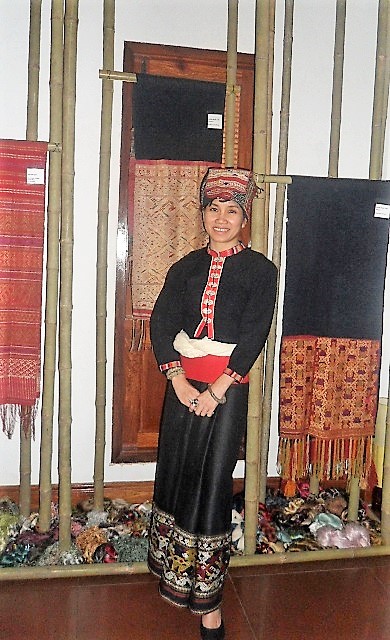 FolkCostume&Embroidery Overview of the costumes of the Tai Peoples, part 1