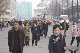 Bukan Hanya Sepeda, Wanita Korea Utara Juga Dilarang Gunakan Jeans Ketat dan Anting-antingan