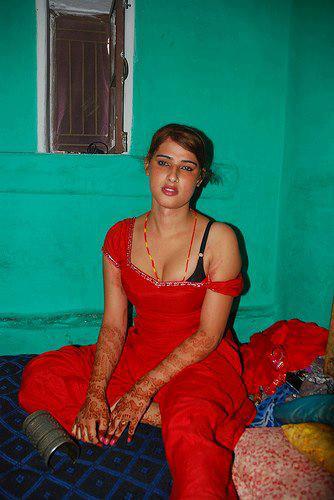 Desi Aunties And Girls Desi Papa Hot Irani Girls Showing