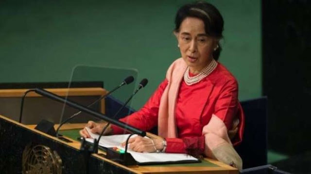 Aung San Suu Kyi,