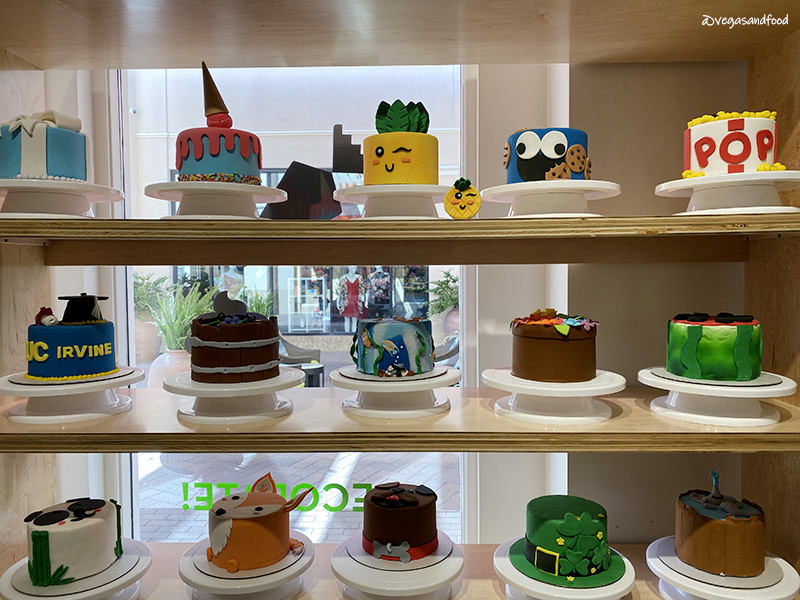 Doityourself cake decorating at Duff's Cake Mix Vegas and Food