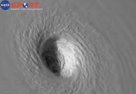 (VIDEO) Visto desde el espacio, confirman que 'Irma' es de las tormentas más grandes 