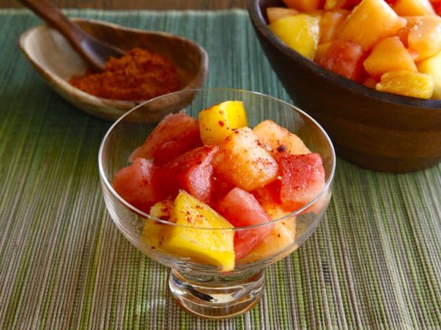 Fruit With Chilli Powder