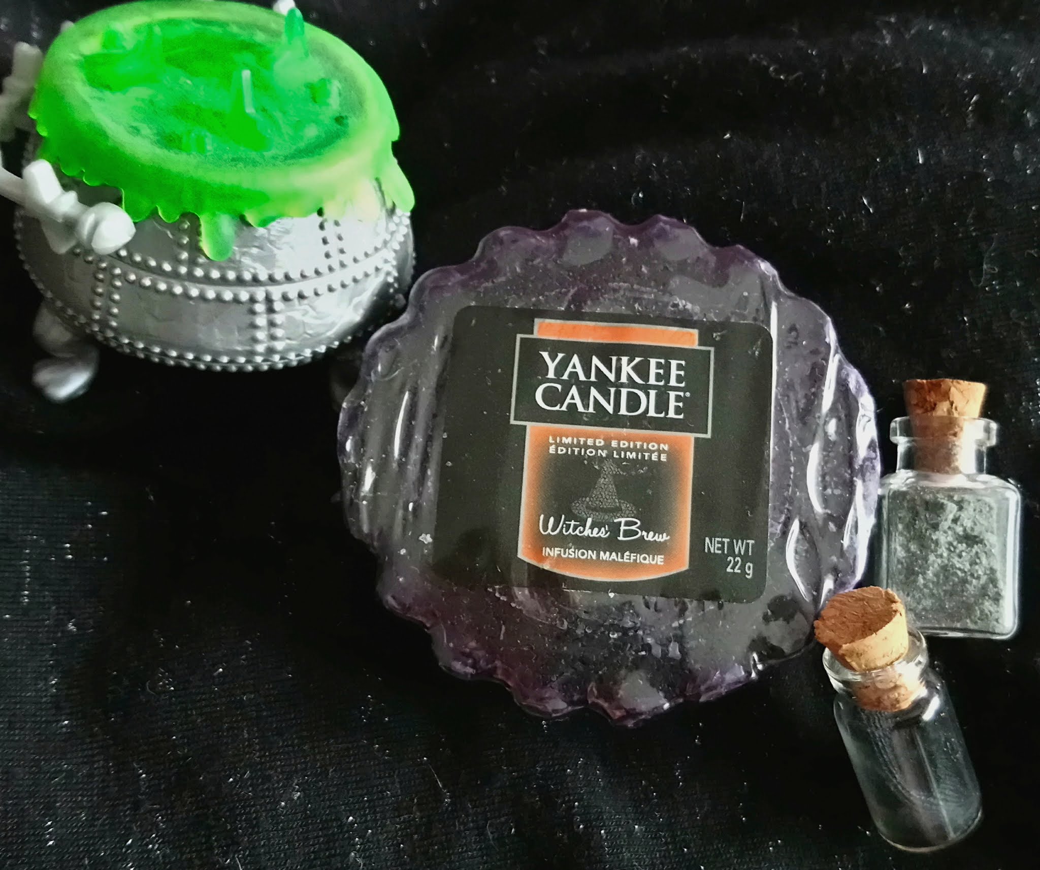 Jaskinia zapachów wosk Yankee Candle Witches' Brew