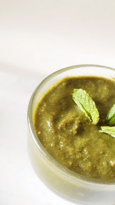 mint/pudhina chutney