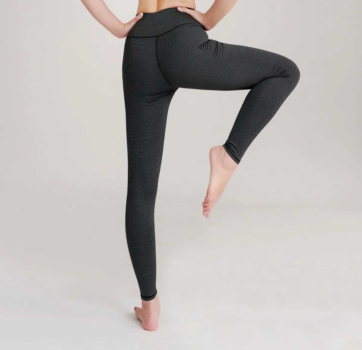 QUẦN TẬP THỂ THAO NỮ KENEWOMEN CRYSTAL LEGGING Q40067 CHÍNH HÃNG KENE SPORTS