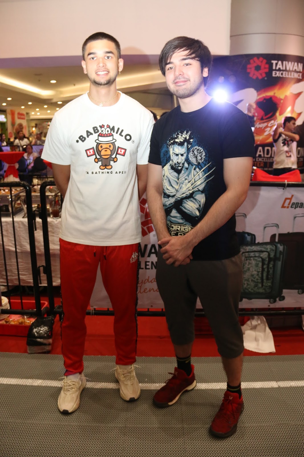 brother of kobe paras