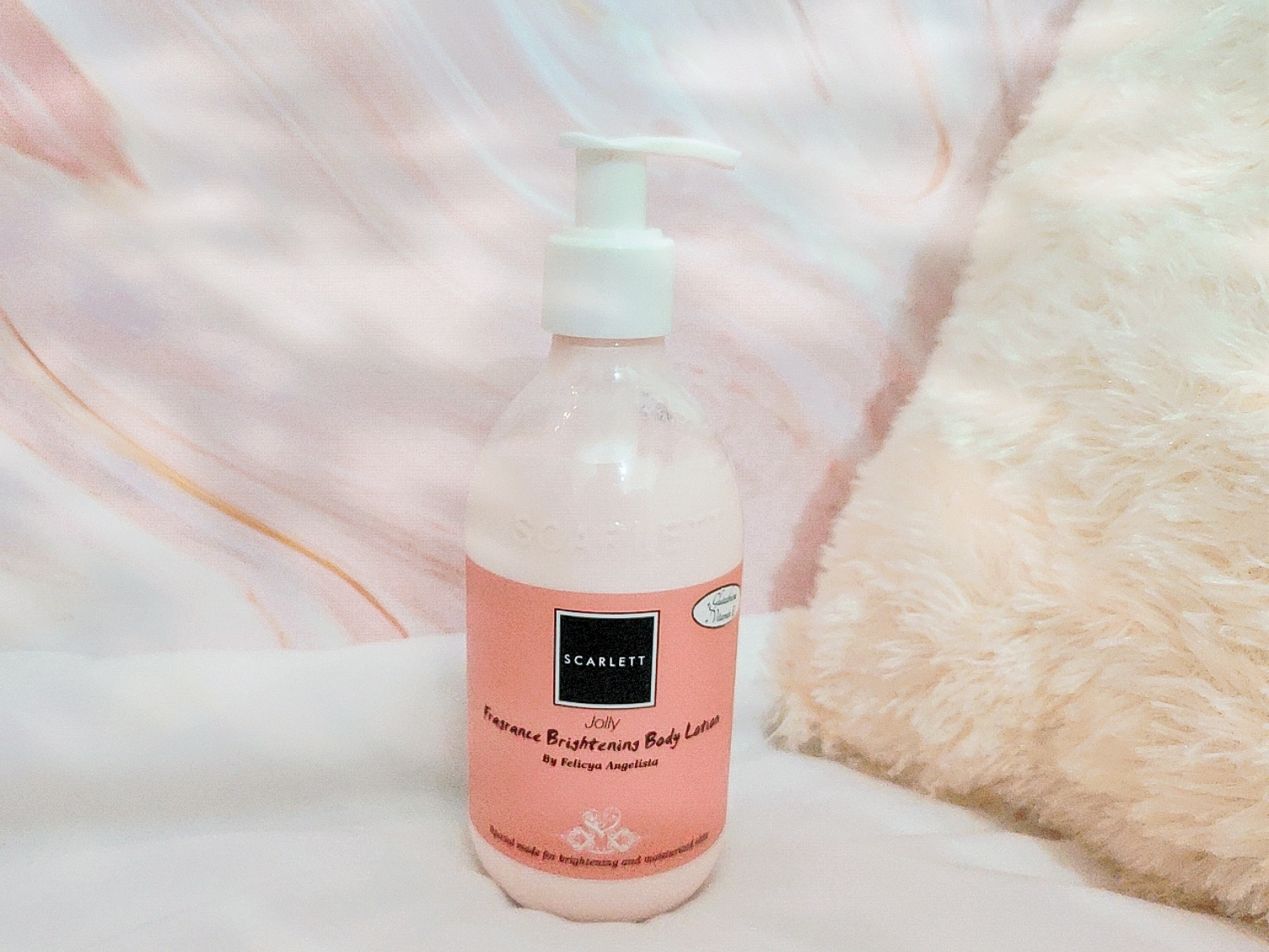 Kulit Cerah dan Wangi Berkat Scarlett Fragrance Brightening Body Lotion