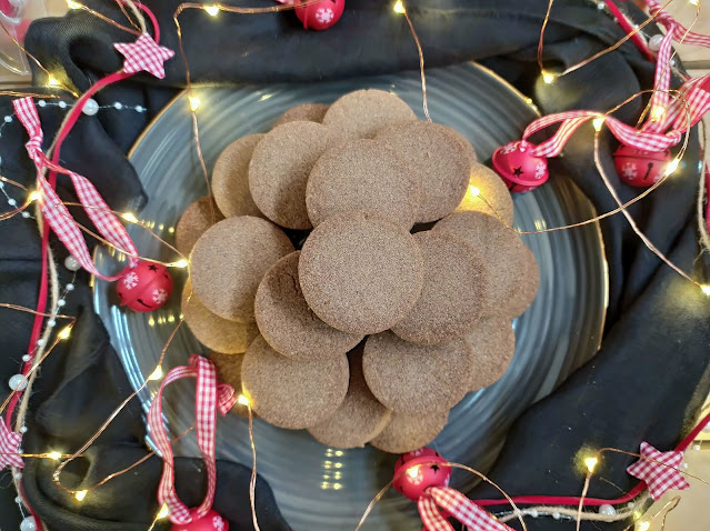 Mantecados caseros de canela. Receta tradicional navideña. Postre navidad, manteca, canela, de casa, horno, fácil, Cuca