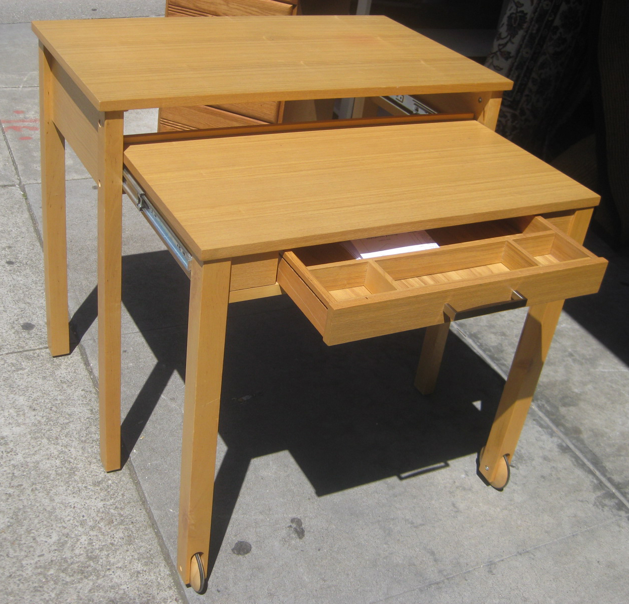 UHURU FURNITURE & COLLECTIBLES SOLD Expanding Computer Desk 75