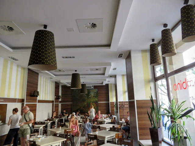 Warsaw food: Bambino Bar milk bar