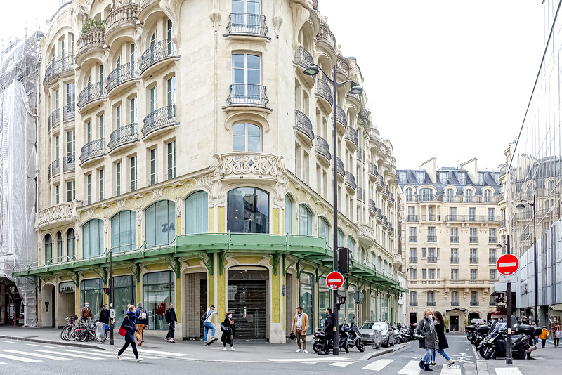 Paris L'immeuble Félix Potin du 140 rue de Rennes, l'esthétique Art Nouveau de l'architecte