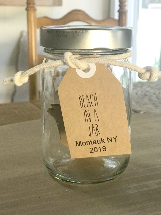 DIY Beach in a Jar Vacation Souvenir