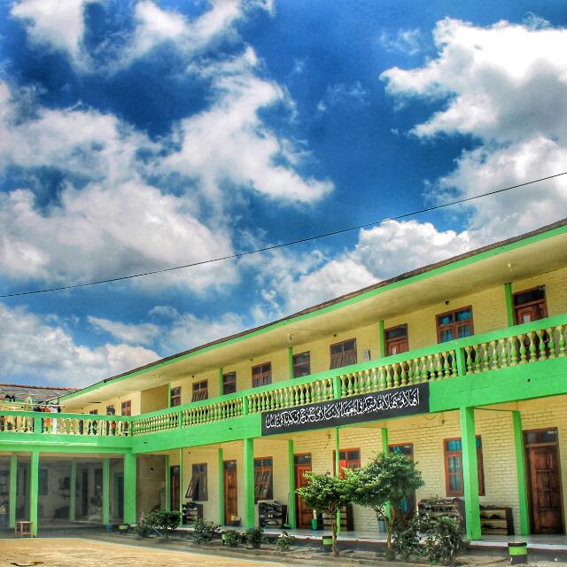 SYAIR PESANTREN PONDOK PESANTREN HASAN JUFRI HASAN JUFRI