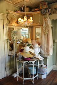 Aiken House & Gardens: Shabby Chic Romantic Tea Room