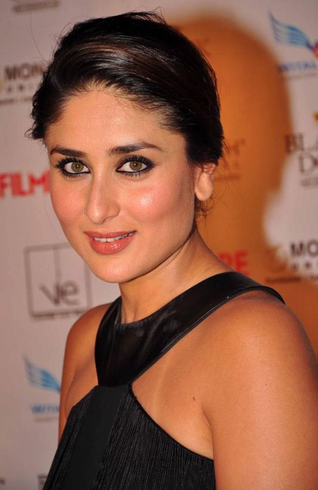 Kareena Kapoor Latest Photos In Black Dress Tollywood Stars 