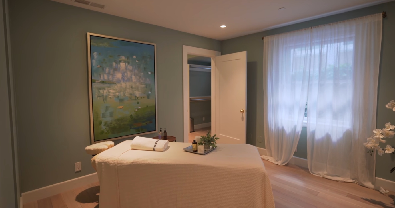 22 Photos vs. What $25,800,000 Buys You in San Francisco | Mansion Tour - Luxury Home & Interior Design Video Tour
