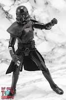 Star Wars Black Series Gaming Greats Electrostaff Purge Trooper 18