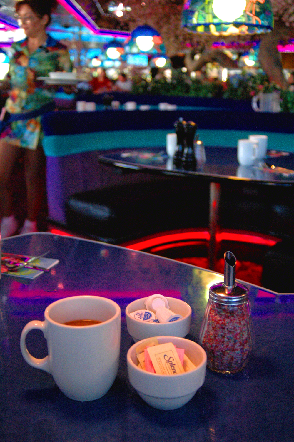 THUMBNAIL TRAVELER LAS VEGAS, NV BREAKFAST AT THE PEPPERMILL