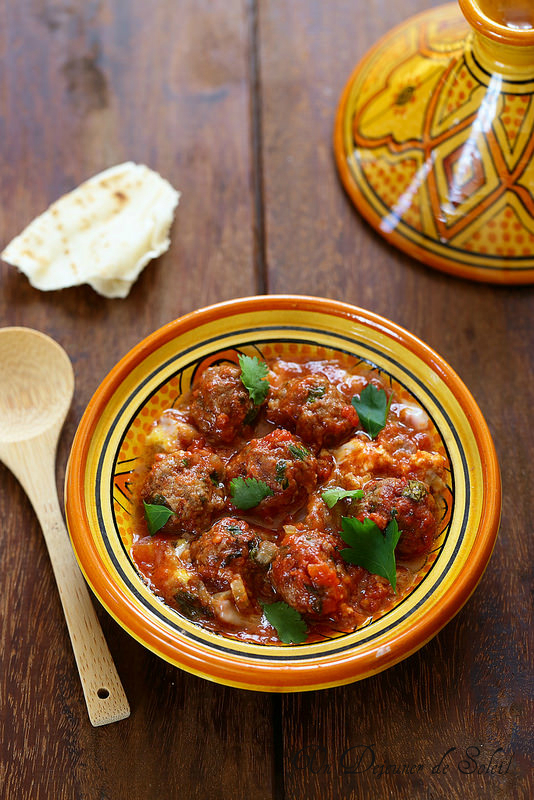 Tajine de boulettes aux oeufs