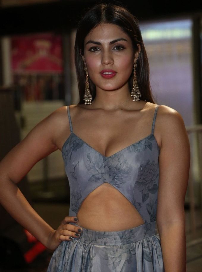 Rhea Chakraborty Sexy Photoshoot Will Make Your Day Life Is Fashion