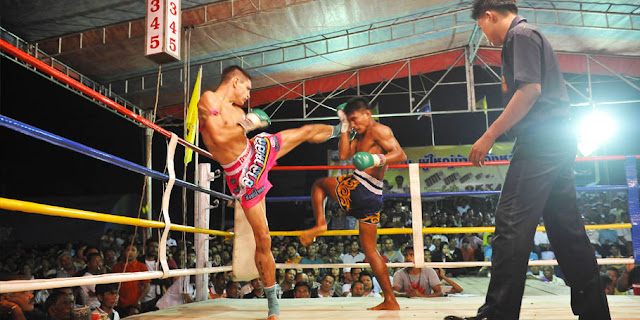 Watch a Thai boxing match