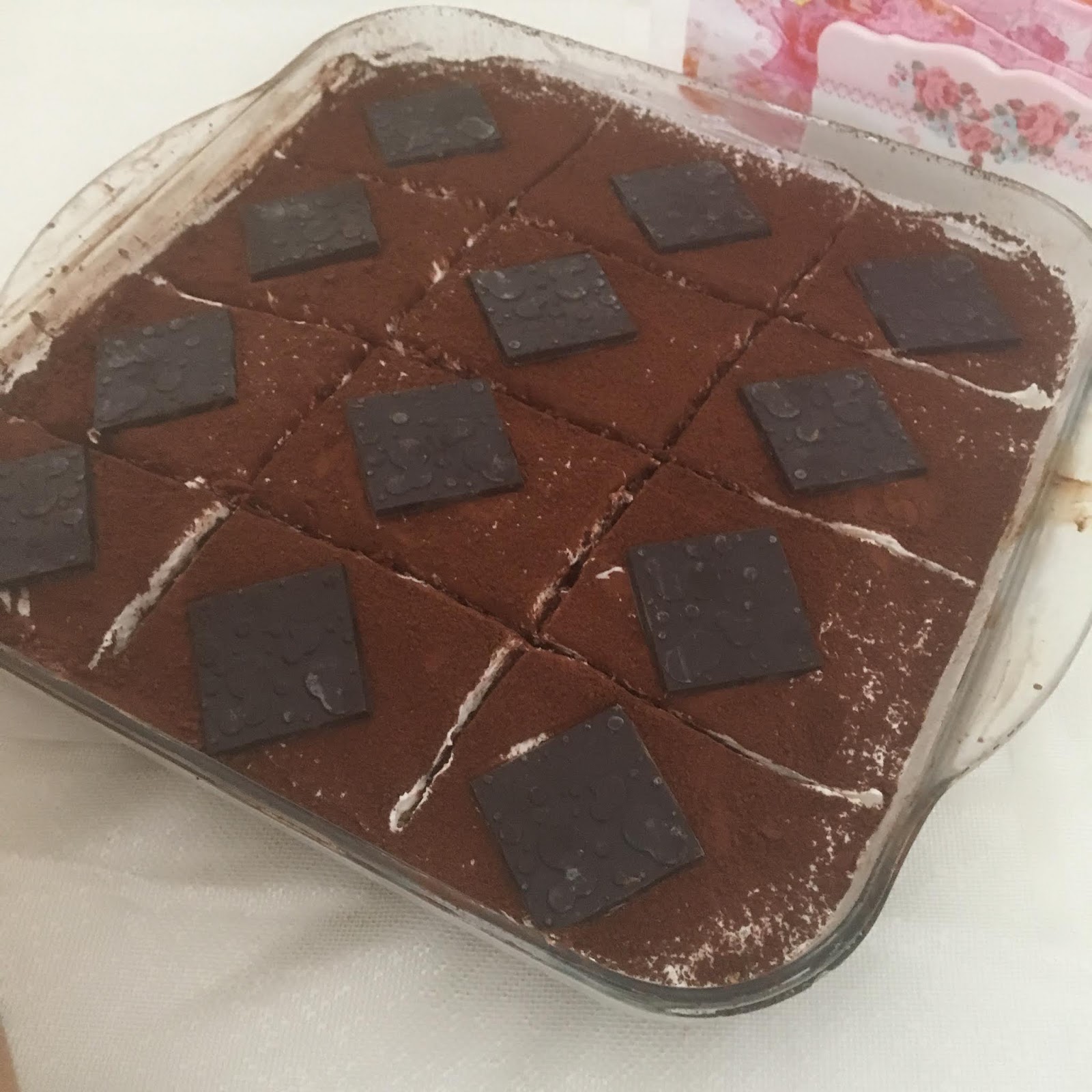 LaMa, orada, surada ve burada Dürtük Kek