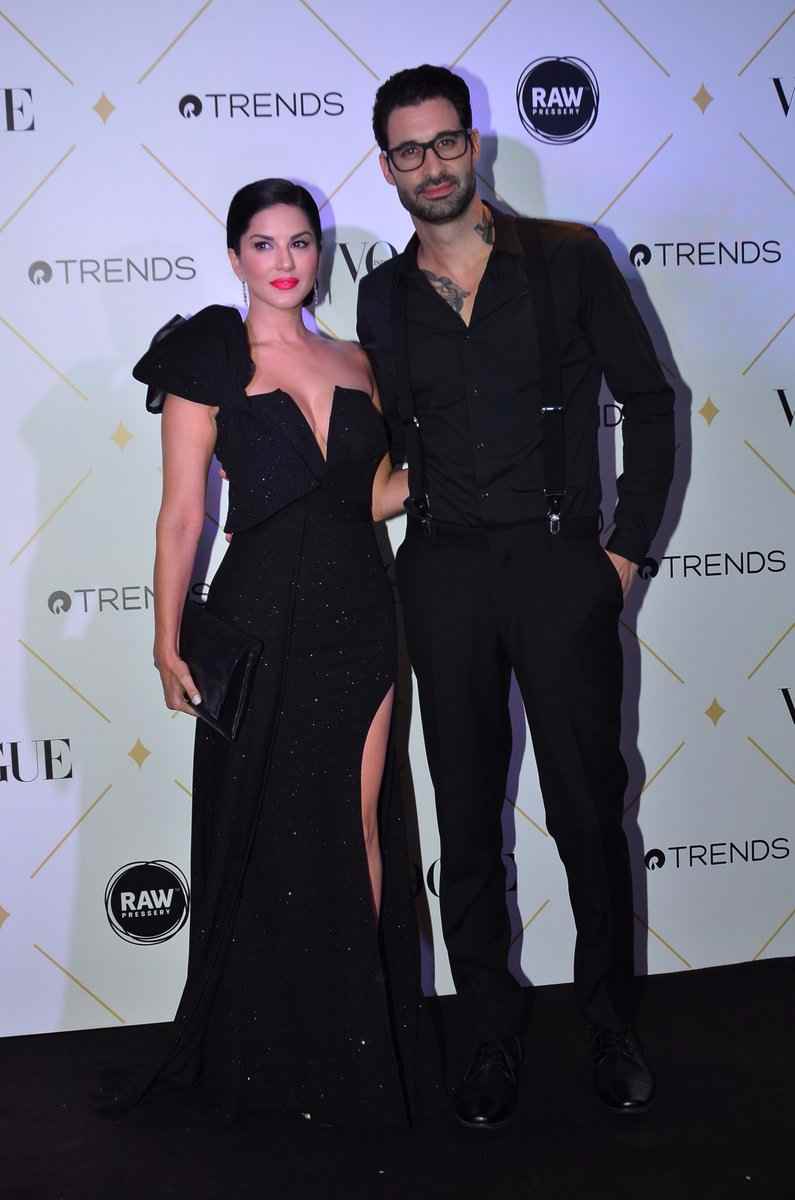 Sunny Leone Photos at Vogue Beauty Awards 2017 11 sunny leone photos at vogue beauty awards 2017%2B%25289%2529
