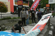 Bersihkan APK di Kota Mataram Polresta Turunkan Tim Gabungan
