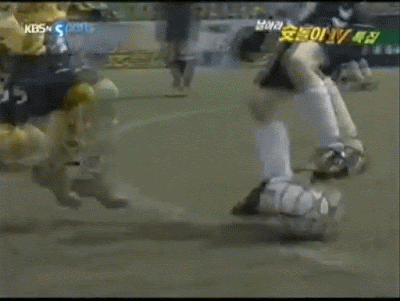 꼬꼬마 시절부터 남달랐던 슛돌이 시절 이강인.gif