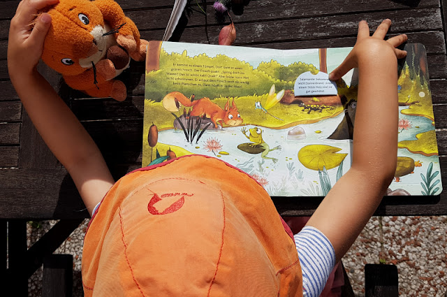 "Kühle Pfötchen für Piet": Das Bilderbuch für kleine Natur-Entdecker. Unser kleines Mädchen findet die Klappen spannend.